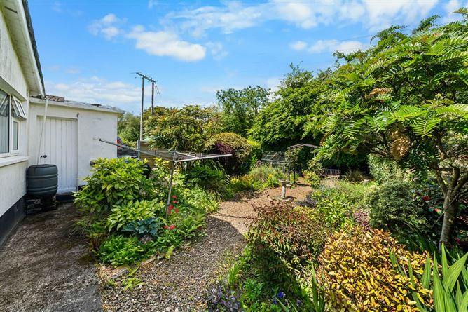 Photo 32 of 35 — 33 Gorey Hill, Gorey, County Wexford