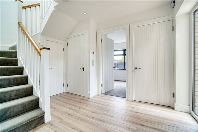 1A Sweetbriar Lane, Kilmacud, Dublin 14