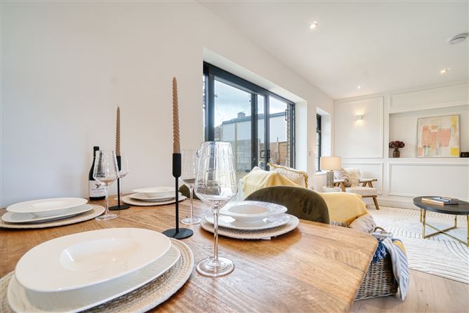 Photo 5 of 22 — 1A Sweetbriar Lane, Kilmacud, Dublin 14