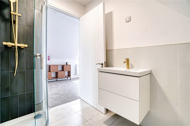 Photo 17 of 22 — 1A Sweetbriar Lane, Kilmacud, Dublin 14