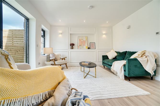 Photo 7 of 22 — 1A Sweetbriar Lane, Kilmacud, Dublin 14