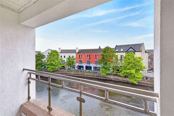 Photo 13 of 20 — 16 The Weir, Stephen Street, Sligo, Sligo