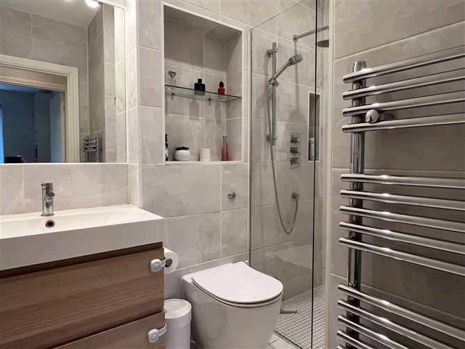 20 The Quarry, Carrickhill Road Upper, Portmarnock, Dublin