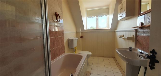 5 The Orchard, Ballyrickard, Tralee, Kerry