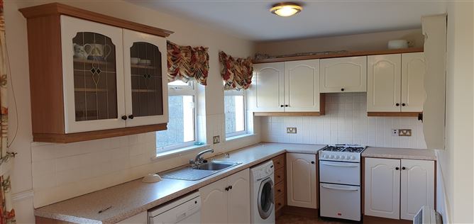 5 The Orchard, Ballyrickard, Tralee, Kerry