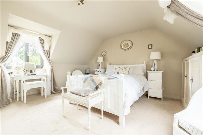 Twin Oaks, Kilbreedy, Killenaule, Tipperary