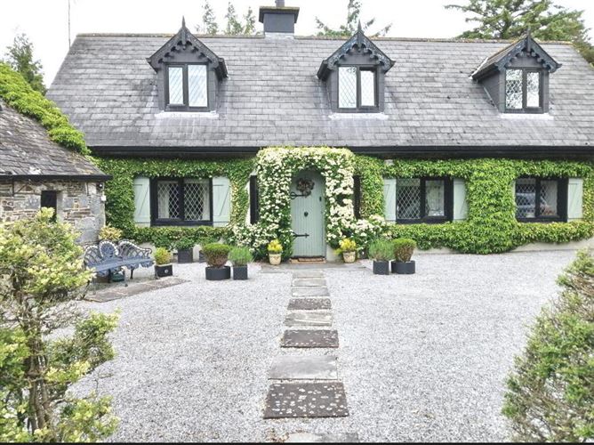 Twin Oaks, Kilbreedy, Killenaule, Tipperary