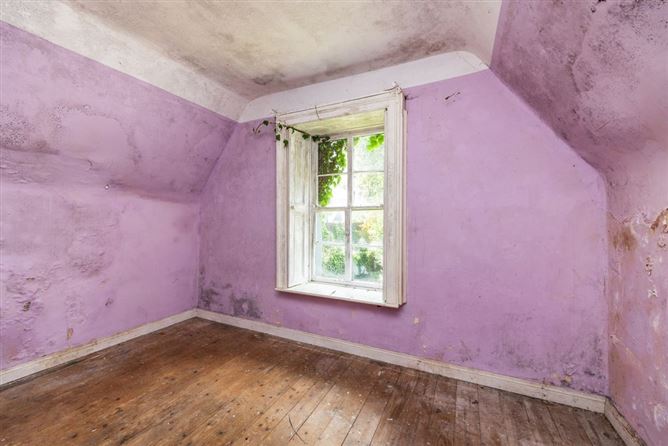 Photo 11 of 39 — Ashville, 20 Thormanby Road, Howth, County Dublin