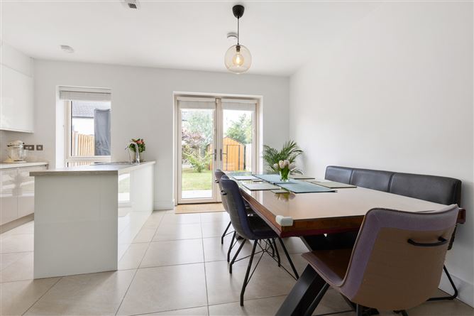 6 Shackleton Lodge, Adamstown, Lucan, Co. Dublin