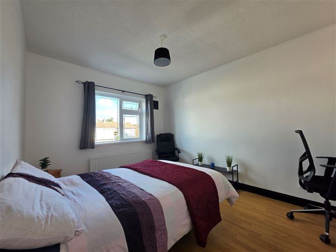 27 Cloonmore Park, Tallaght, Dublin 24
