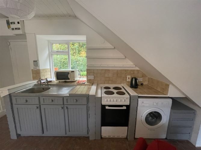 12 Riverview Terrace, Ennistymon, Clare