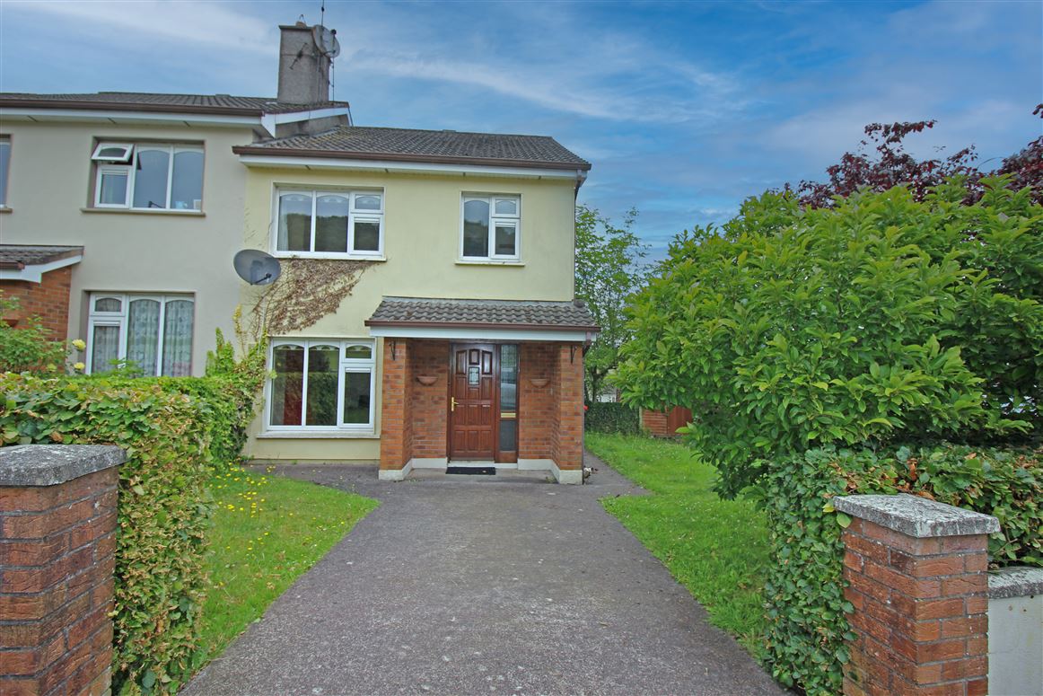 No. 46 Oakwood, Macroom, Cork