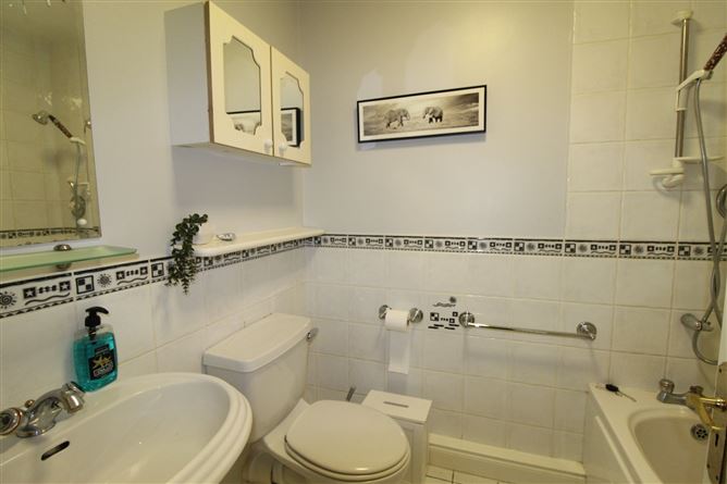 12 Glen Easton Lodge, Leixlip, Co. Kildare