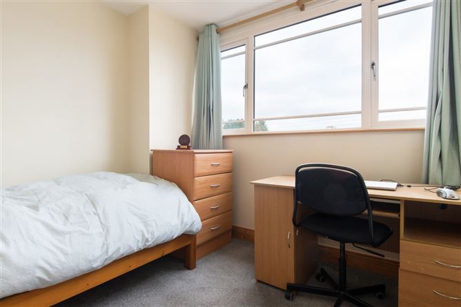 14 Limekiln Park, Manor Estate, Terenure, Dublin 12