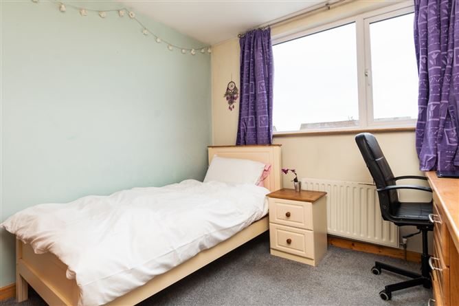 14 Limekiln Park, Manor Estate, Terenure, Dublin 12