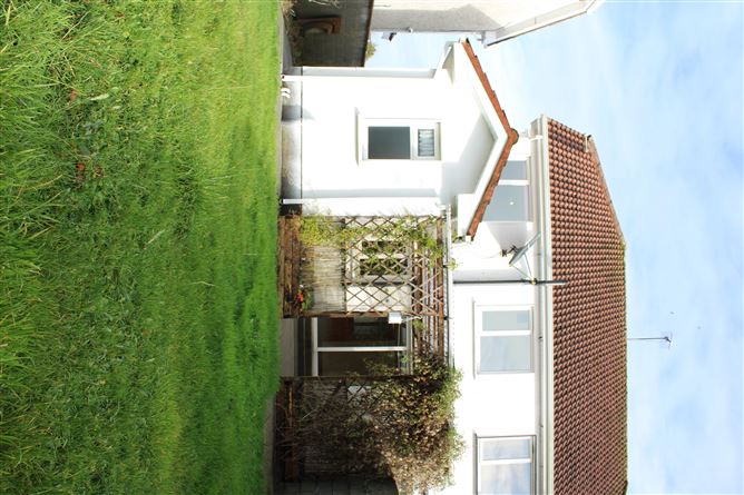 61 Woodfield, Galway Road, Tuam, Co. Galway