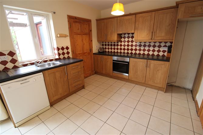 61 Woodfield, Galway Road, Tuam, Co. Galway