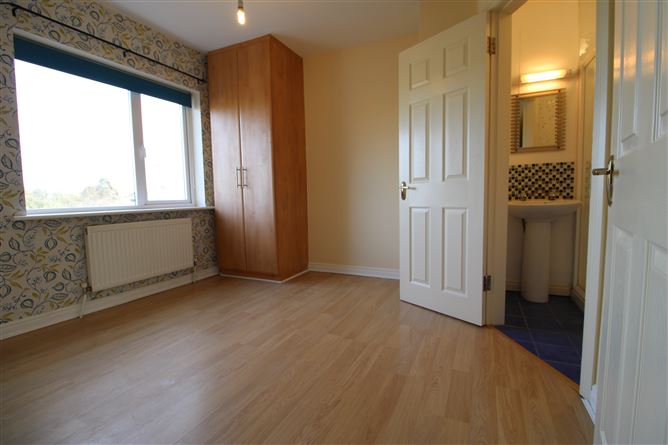 61 Woodfield, Galway Road, Tuam, Co. Galway
