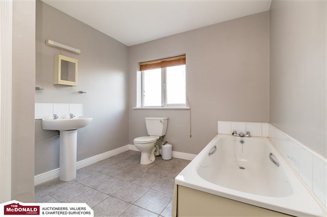 Photo 29 of 37 — 46 Crann Nua, Edenderry Road, Portarlington, Laois