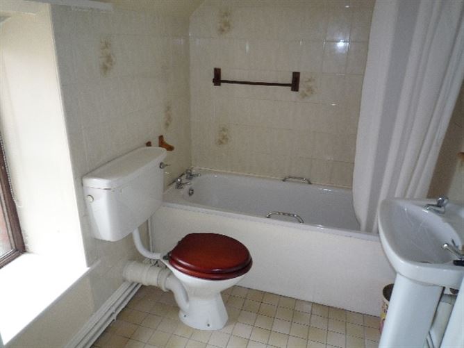 4 The Deanary, Athlone West, Westmeath