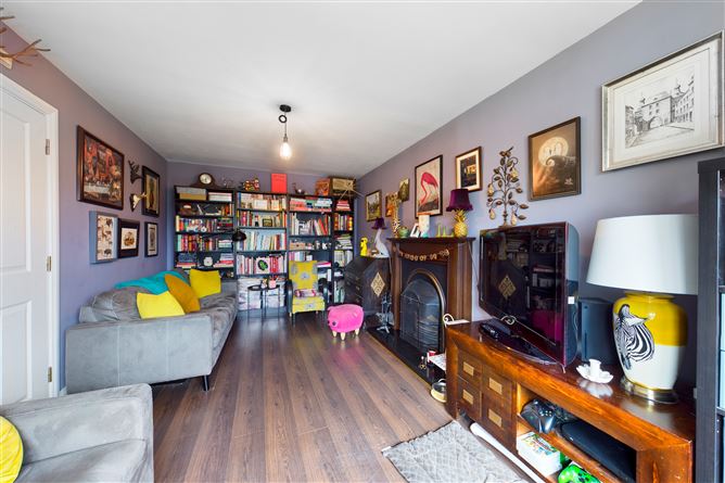25 Cois Na Bearu, Graiguenamanagh, Kilkenny