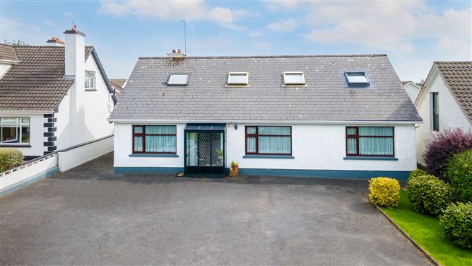 Pontoon Road, Castlebar, Mayo