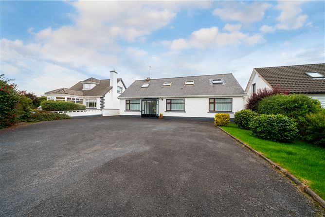 Pontoon Road, Castlebar, Mayo