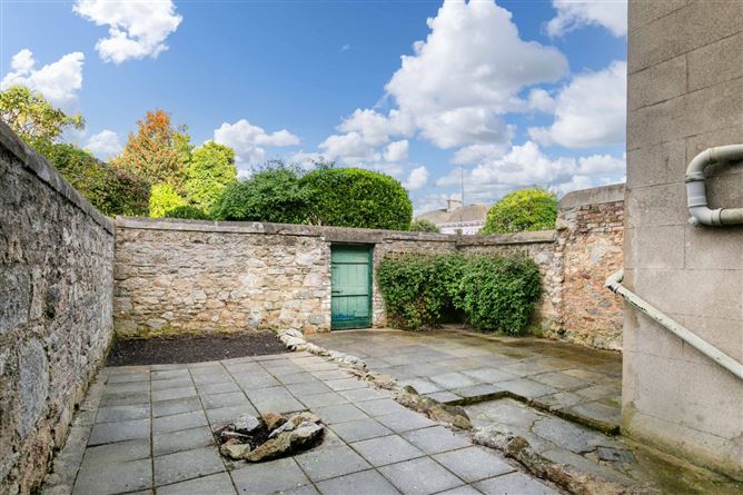 10 Summerhill Road, Sandycove, Co. Dublin
