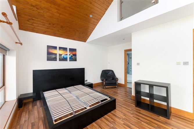 Photo 17 of 39 — 2 Skerries Road, Balbriggan, County Dublin