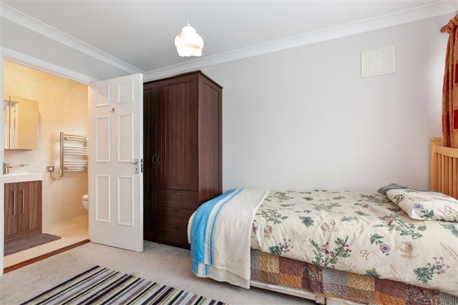 25 Cedarwood Road, Glasnevin North, Dublin 11