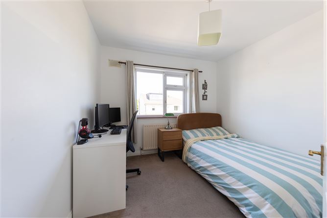 9 Glenbourne Close, Leopardstown, Dublin 18