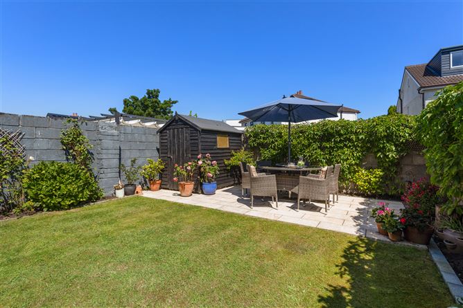 9 Glenbourne Close, Leopardstown, Dublin 18