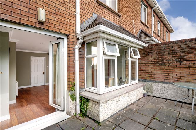 Photo 27 of 34 — 17 Newlands Manor Drive, Clondalkin, Dublin 22