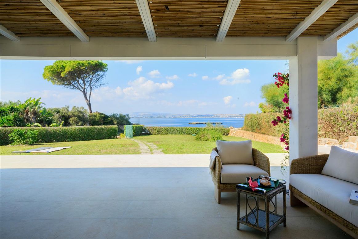 The Graceful Terrace,Siracusa,Sicily,Italy