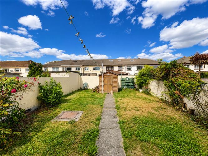 Photo 21 of 25 — 24 Ashington Heath, Navan Road, Dublin 7