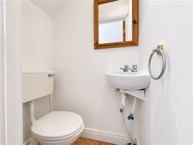 Photo 8 of 25 — 24 Ashington Heath, Navan Road, Dublin 7