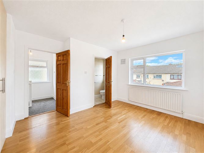 Photo 12 of 25 — 24 Ashington Heath, Navan Road, Dublin 7