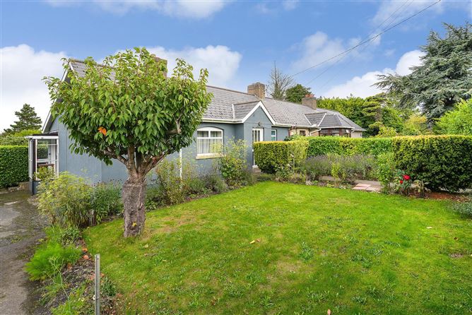 2 Gibbons Cottages, Blessington Road, Dublin 24