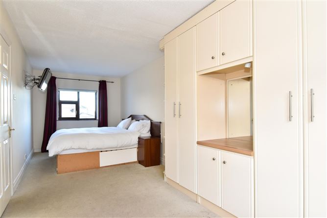 Meadowfield, Dublin Road, Oranmore, Co. Galway