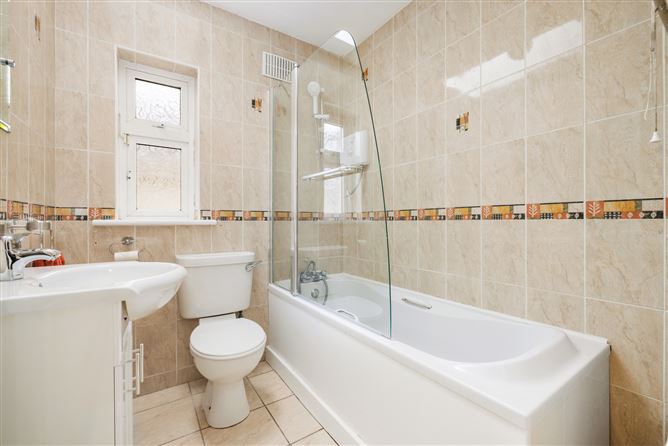 8 The Four Courts, Lamberton Avenue, Arklow, Co. Wicklow