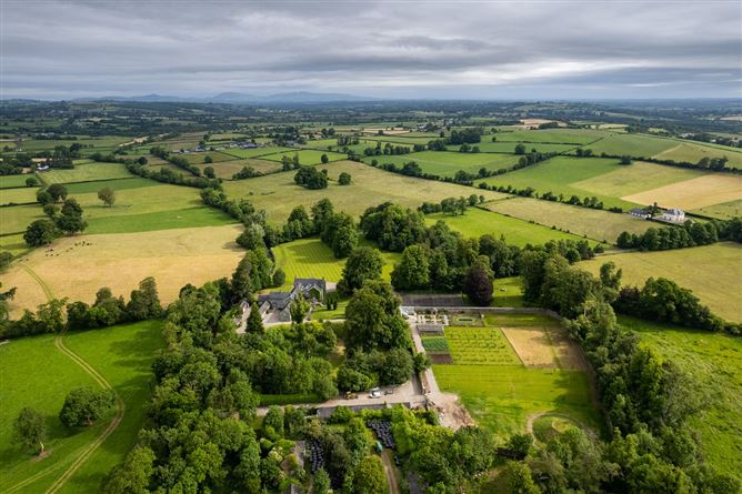Moyaliffe, Ballycahill, Thurles, Co. Tipperary on 12 acres / 4.85ha