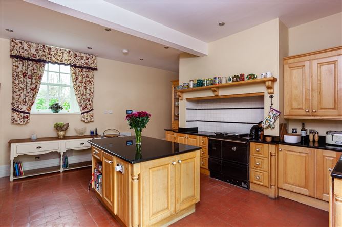 Moyaliffe, Ballycahill, Thurles, Co. Tipperary on 12 acres / 4.85ha