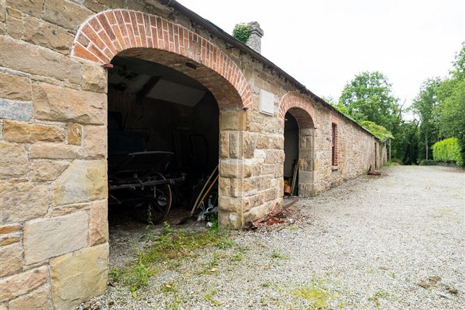 Moyaliffe, Ballycahill, Thurles, Co. Tipperary on 12 acres / 4.85ha