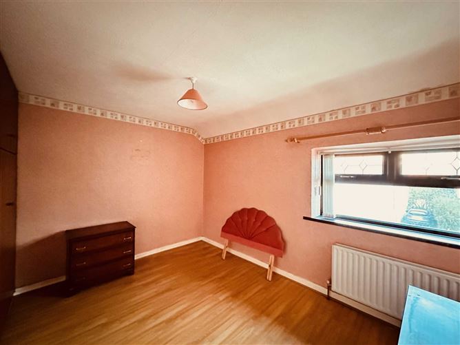 41 Pearse Park, Dundalk, County Louth