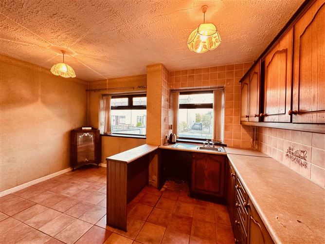 41 Pearse Park, Dundalk, County Louth