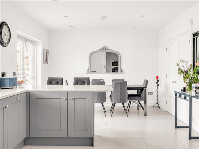 80 Kilbelin Abbey, Newbridge, Kildare