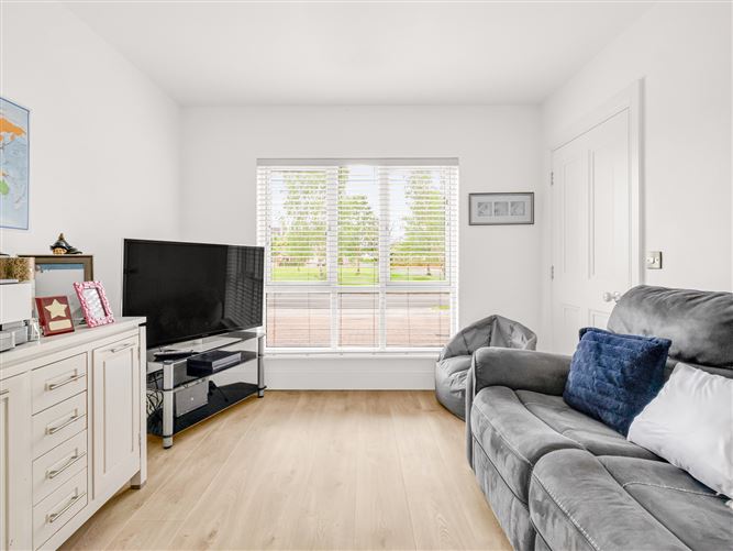 80 Kilbelin Abbey, Newbridge, Kildare