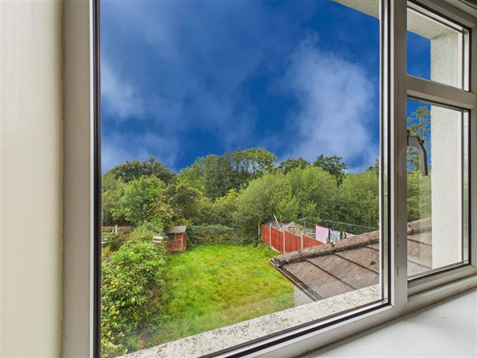 33 Willow Park, Mount Garrett, New Ross, Co. Wexford