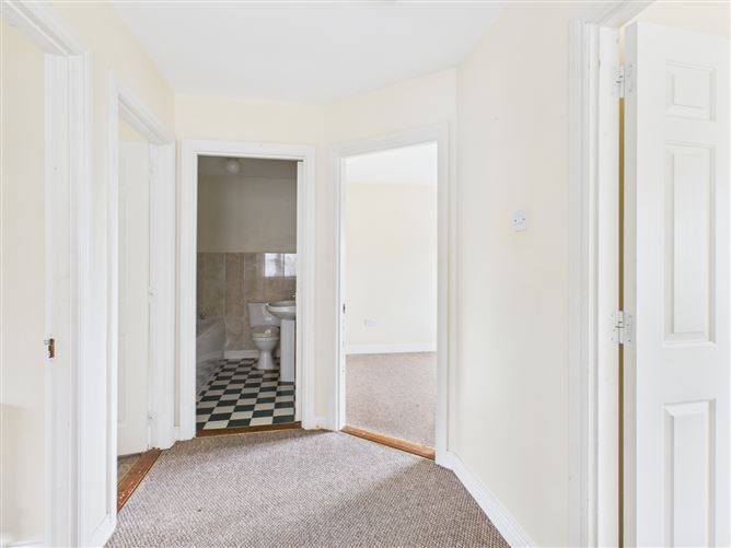 33 Willow Park, Mount Garrett, New Ross, Co. Wexford
