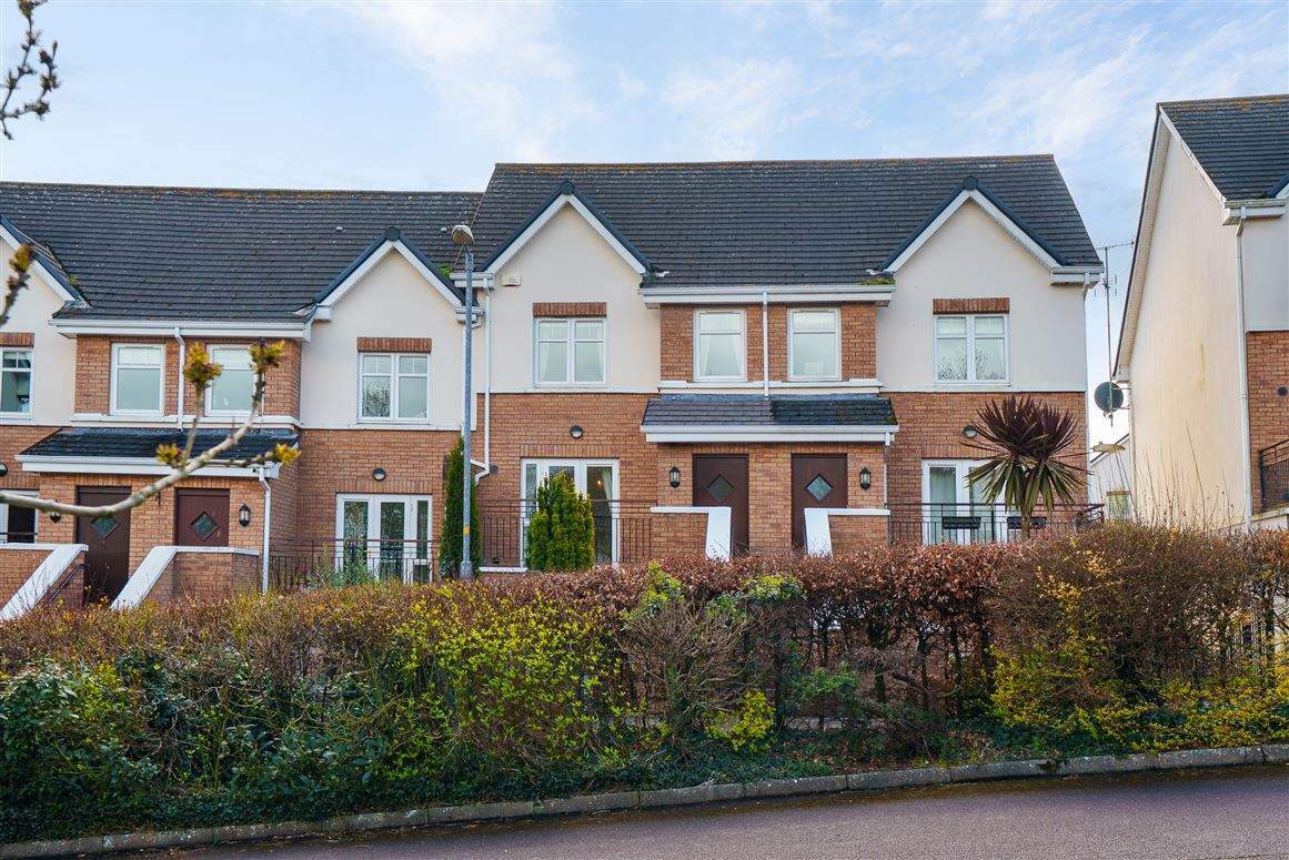 10 The Crescent, Harbour Heights, Passage West, Cork